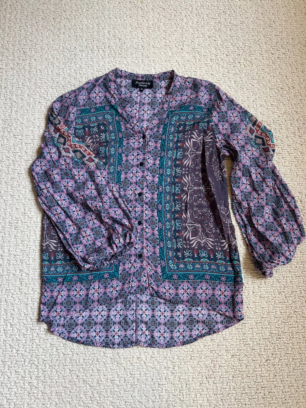 Anthroplogie, silky top, size XS ( fits like medium)